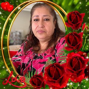 Meet your Posher, Esmeralda